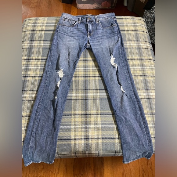 7 For All Mankind Paxtyn Distressed Skinny Jean - Picture 1 of 11